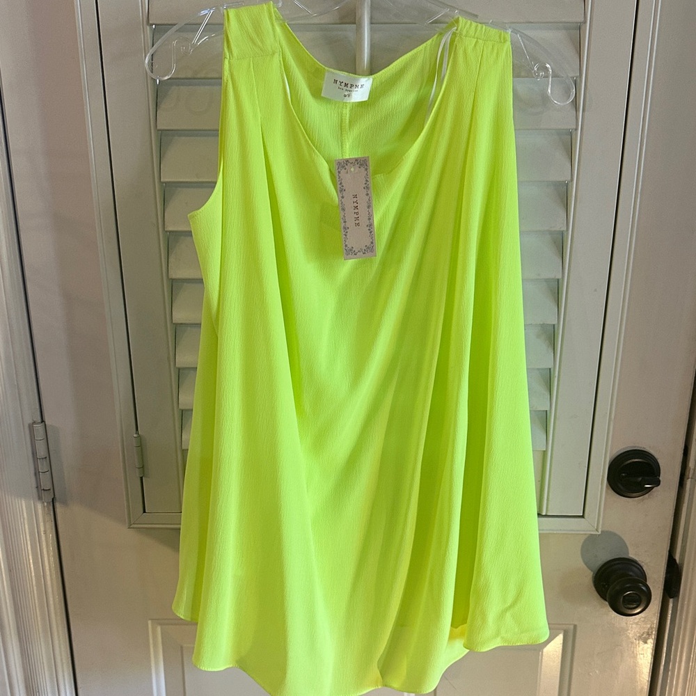 NYMPHE Vibrant Neon Yellow Fashion